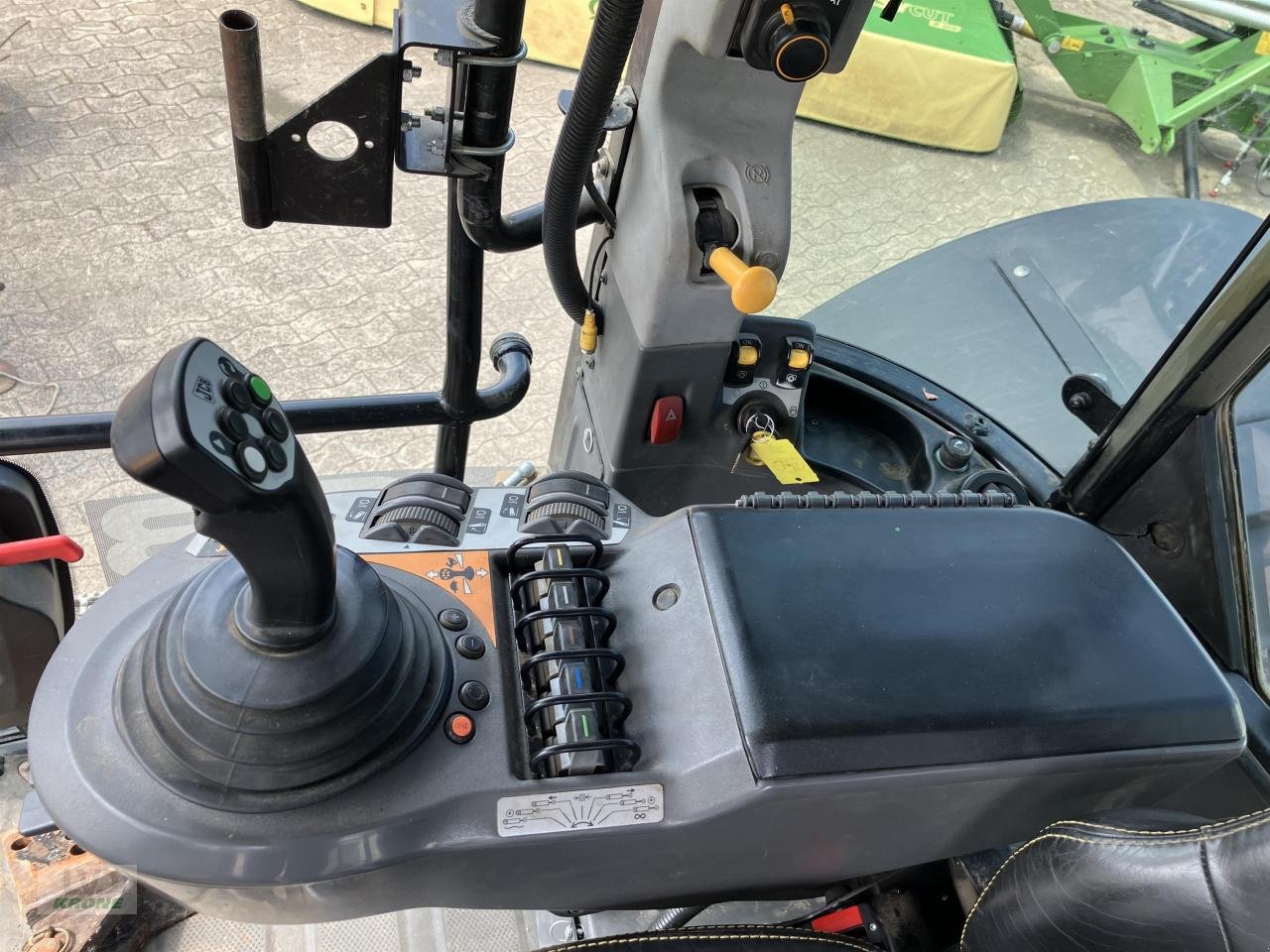 Traktor Türe ait JCB 4220 Fasttrac, Gebrauchtmaschine içinde Spelle (resim 12)