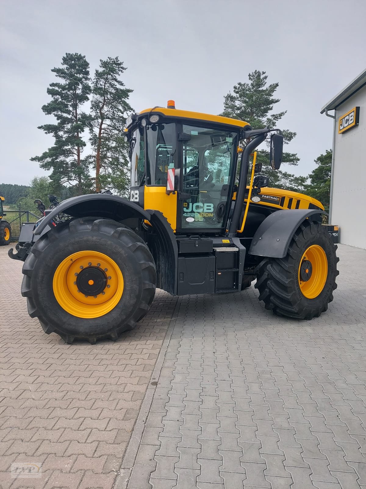 Traktor del tipo JCB 4220 I-CON Demomaschine, Gebrauchtmaschine en Pegnitz (Imagen 5)