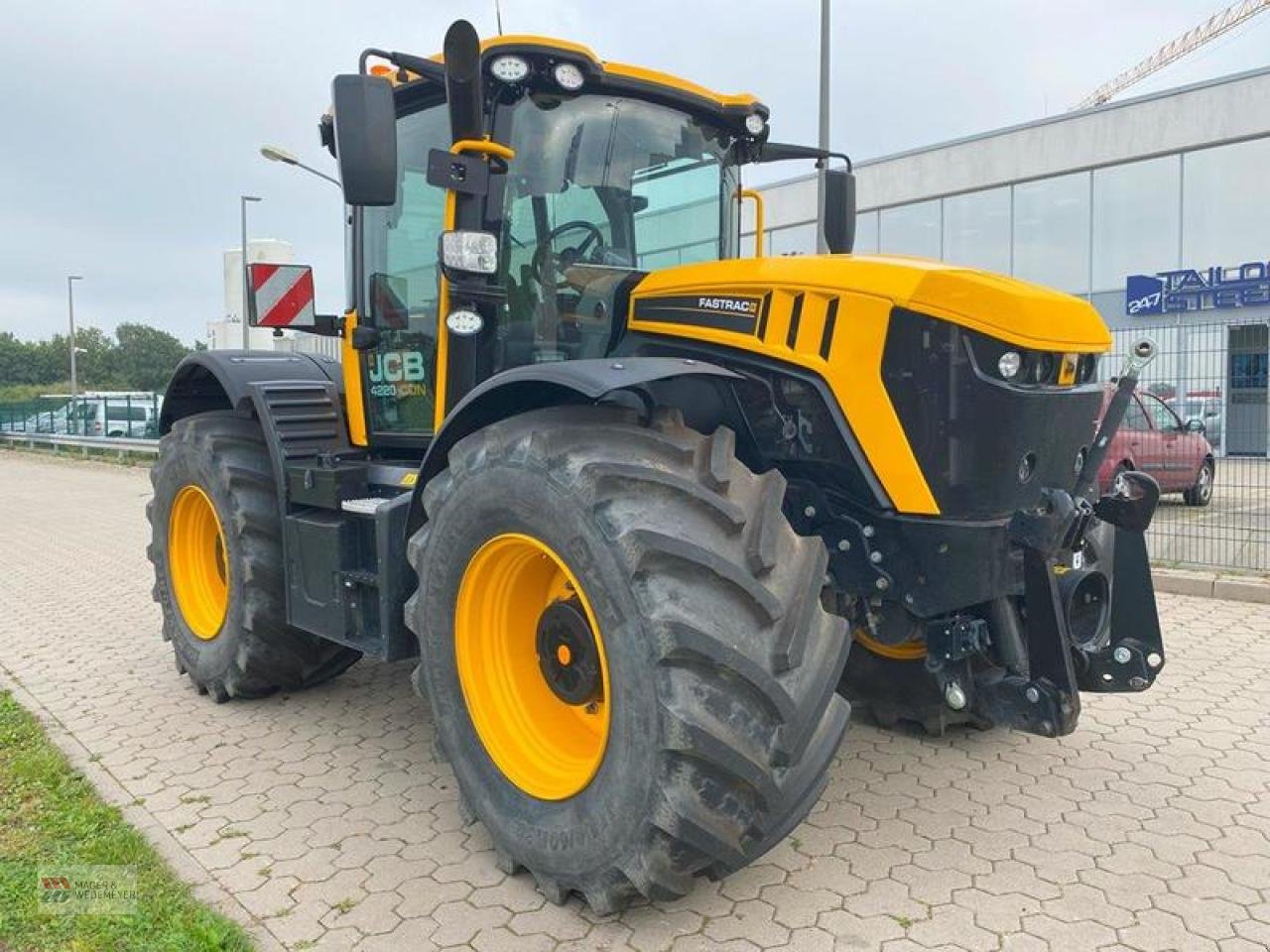 Traktor Türe ait JCB 4220 ICON - 60 KM/H, Gebrauchtmaschine içinde Oyten (resim 4)