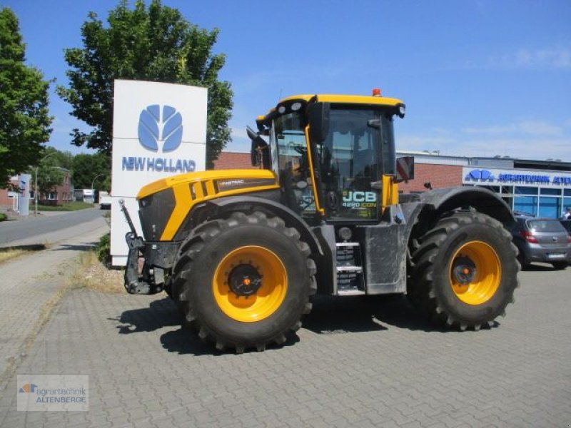 Traktor типа JCB 4220 iCon, Gebrauchtmaschine в Altenberge (Фотография 1)