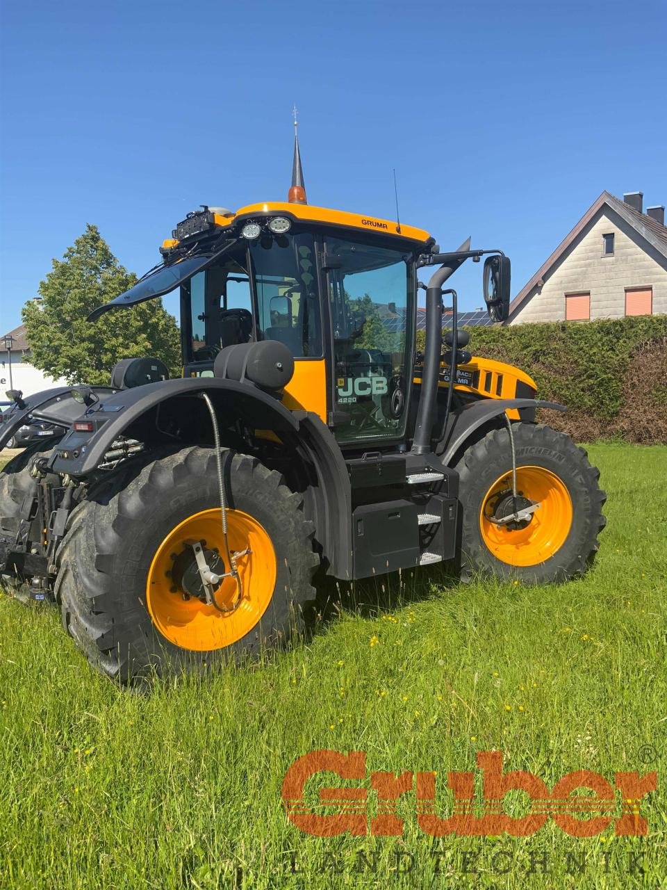 Traktor του τύπου JCB 4220, Gebrauchtmaschine σε Ampfing (Φωτογραφία 2)