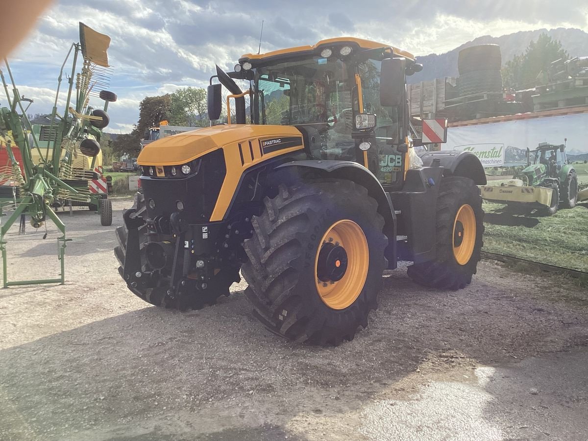 Traktor van het type JCB 4220, Neumaschine in Micheldorf / OÖ (Foto 2)