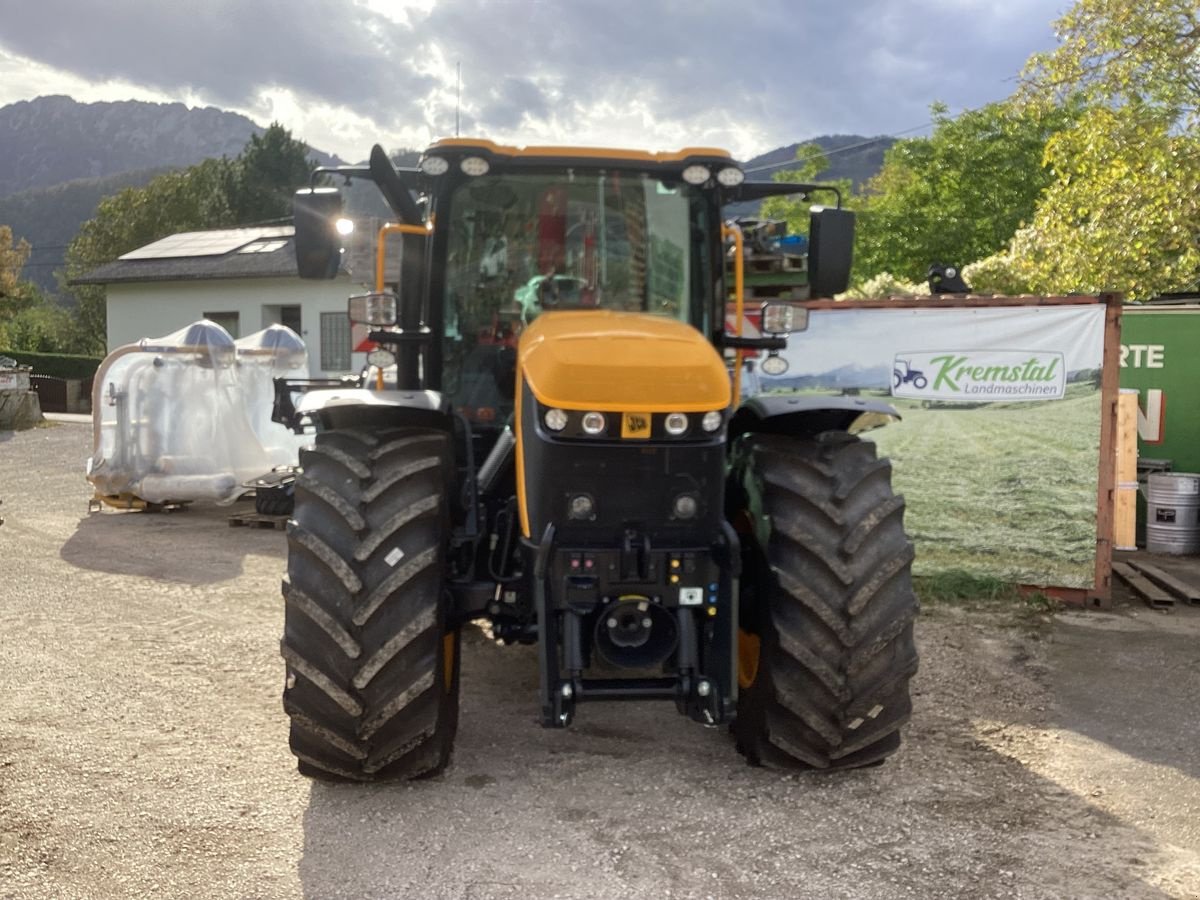 Traktor Türe ait JCB 4220, Neumaschine içinde Micheldorf / OÖ (resim 3)