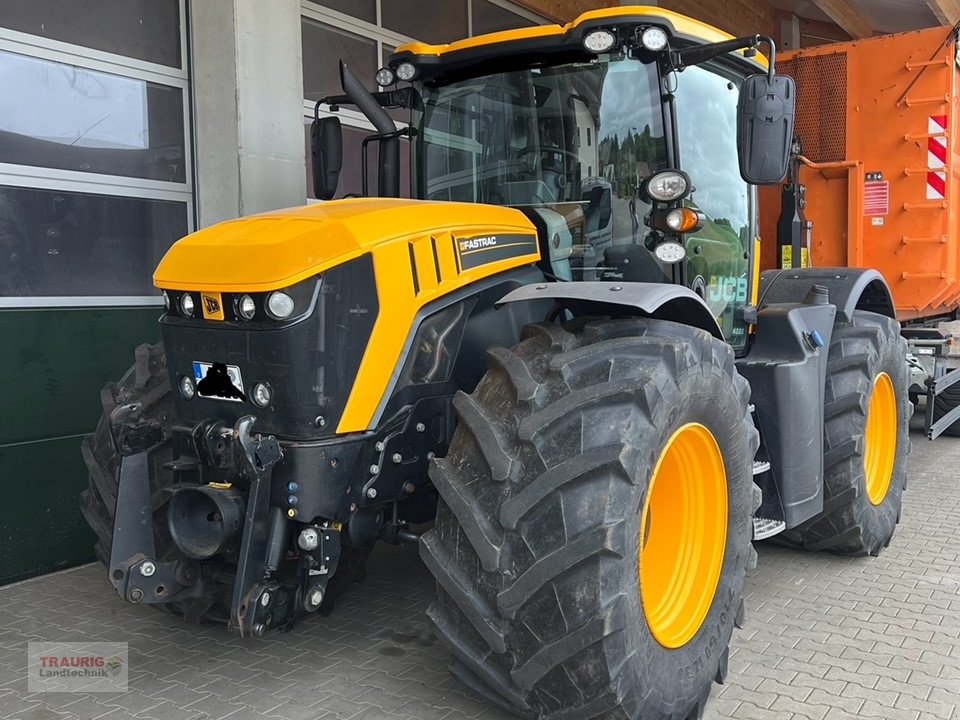 Traktor Türe ait JCB 4220, Gebrauchtmaschine içinde Mainburg/Wambach (resim 1)