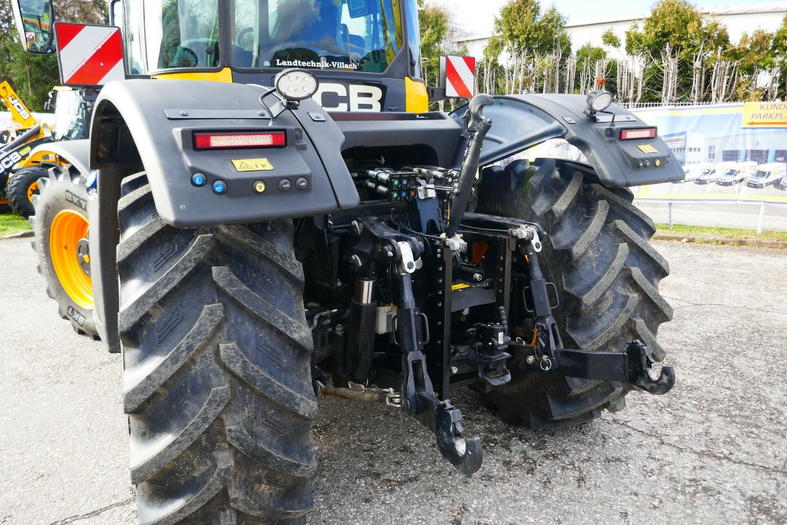 Traktor del tipo JCB 4220, Gebrauchtmaschine In Villach (Immagine 5)