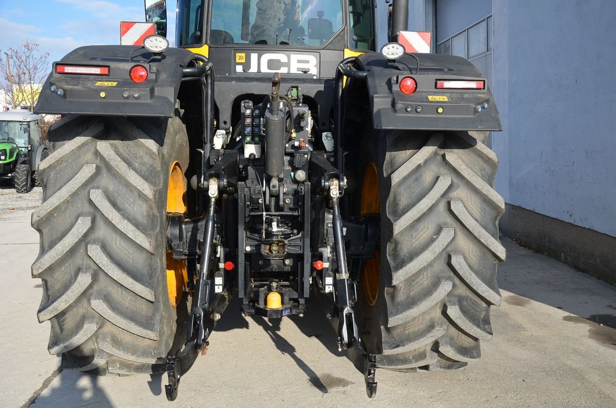 Traktor Türe ait JCB 8330, Vorführmaschine içinde Wien (resim 7)