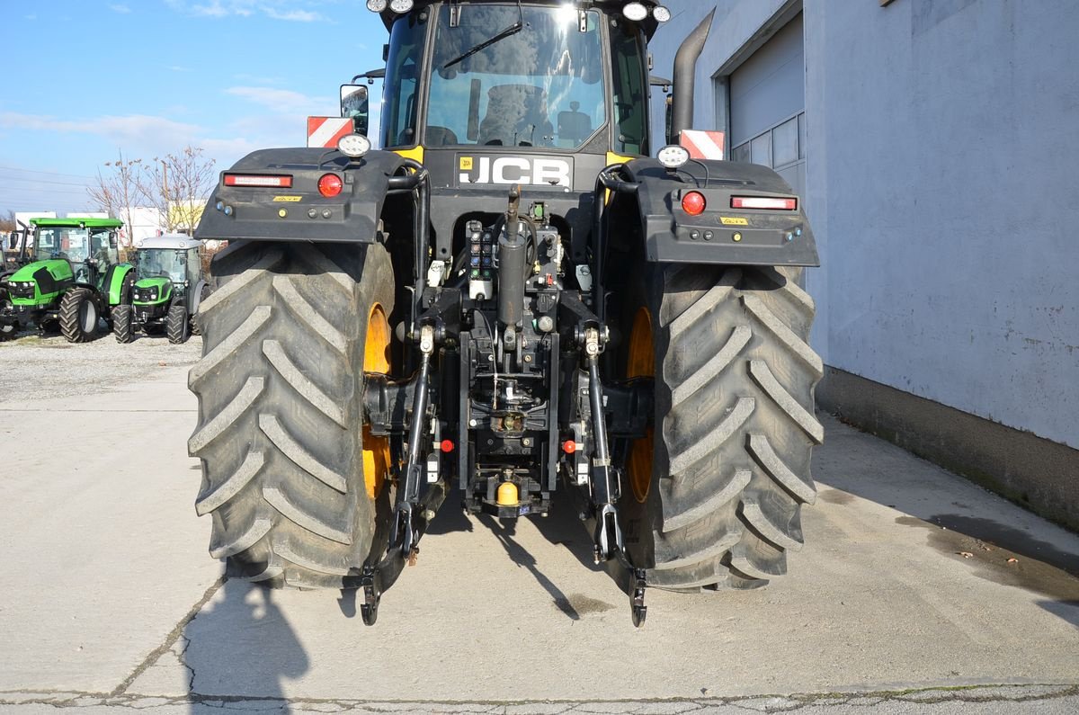 Traktor typu JCB 8330, Vorführmaschine v Wien (Obrázek 5)