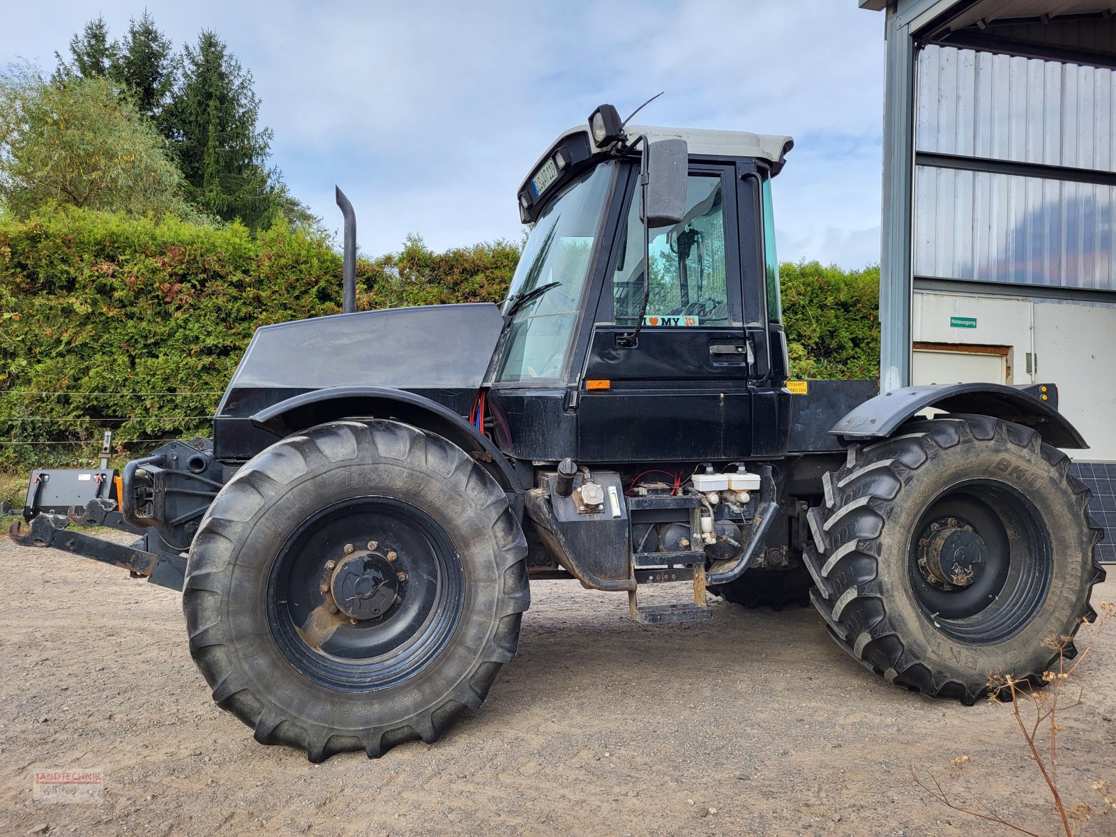 Traktor Türe ait JCB Fastrac 150 T, Gebrauchtmaschine içinde Kirkel-Altstadt (resim 2)