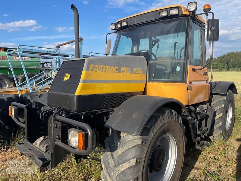 Traktor van het type JCB Fastrac 150, Gebrauchtmaschine in Pfeffenhausen (Foto 1)