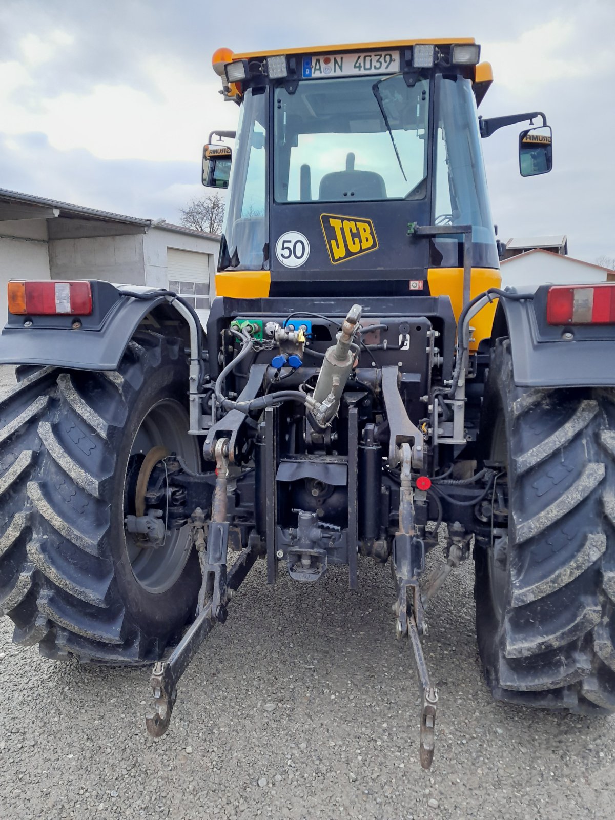 Traktor des Typs JCB Fastrac 2135  4WS, Gebrauchtmaschine in Graben (Bild 3)