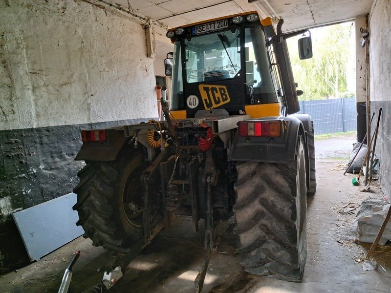 Traktor des Typs JCB Fastrac 2140, Gebrauchtmaschine in Gutzkow (Bild 3)