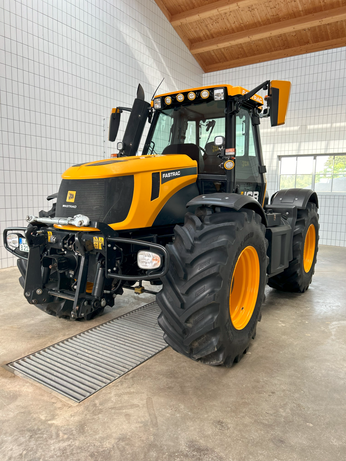 Traktor typu JCB Fastrac 2155 4WS Plus, Gebrauchtmaschine w Kröning (Zdjęcie 1)