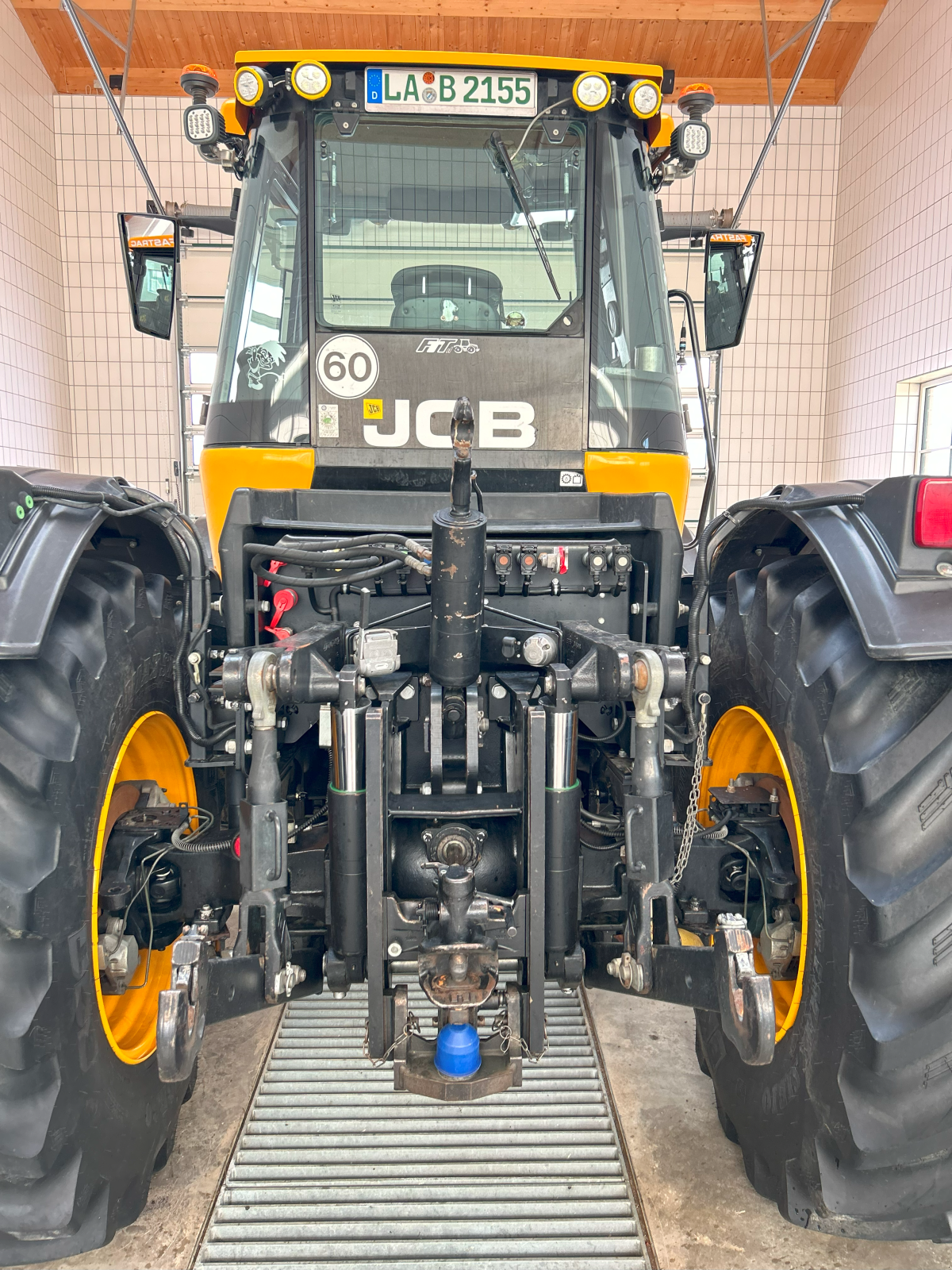 Traktor типа JCB Fastrac 2155 4WS Plus, Gebrauchtmaschine в Kröning (Фотография 4)