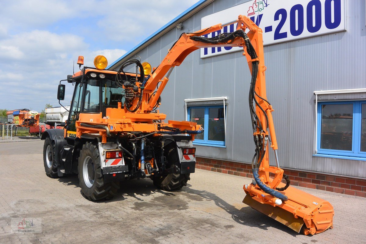 Traktor des Typs JCB Fastrac 3170, Gebrauchtmaschine in Sottrum (Bild 11)