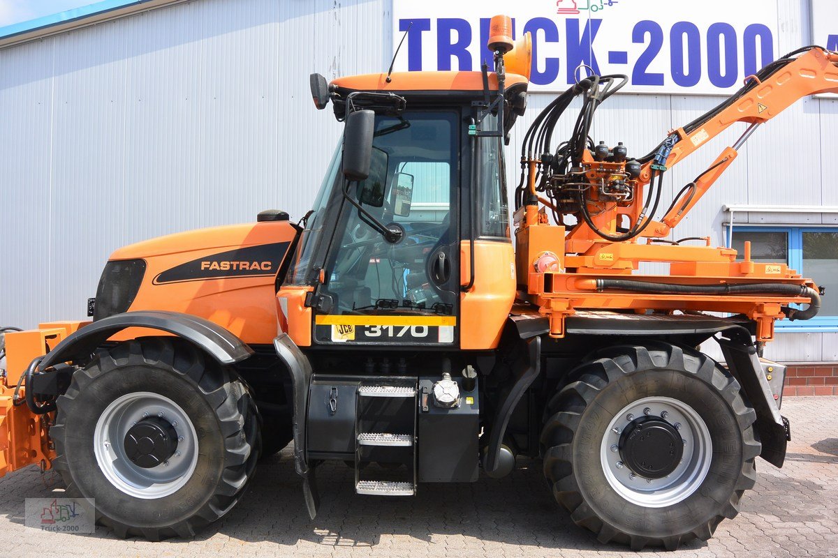 Traktor of the type JCB Fastrac 3170, Gebrauchtmaschine in Sottrum (Picture 23)