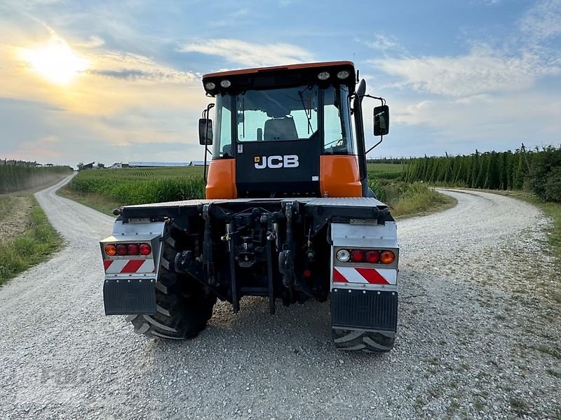 Traktor типа JCB Fastrac 3200 XTRA Sisu, Gebrauchtmaschine в Pfeffenhausen (Фотография 8)