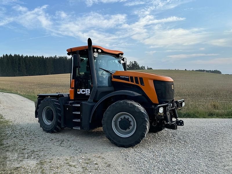 Traktor typu JCB Fastrac 3200 XTRA Sisu, Gebrauchtmaschine w Pfeffenhausen (Zdjęcie 4)