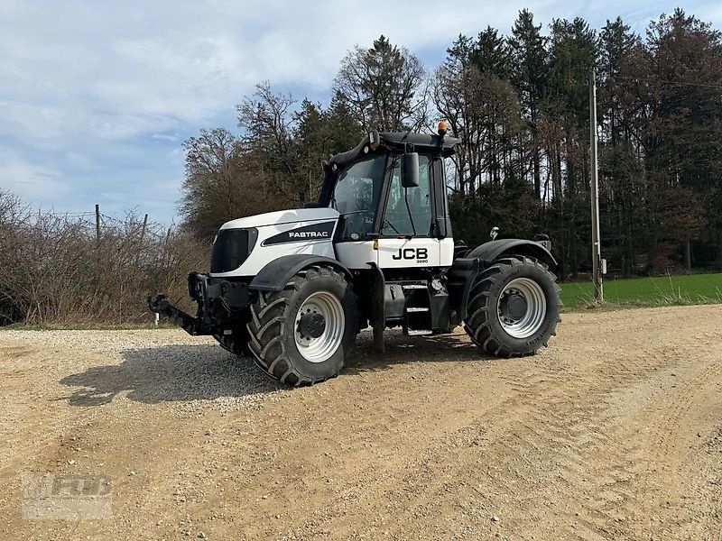 Traktor Türe ait JCB Fastrac 3220 PLUS, Gebrauchtmaschine içinde Pfeffenhausen (resim 10)