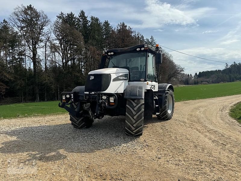 Traktor a típus JCB Fastrac 3220 PLUS, Gebrauchtmaschine ekkor: Pfeffenhausen (Kép 9)