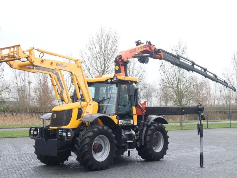 Traktor des Typs JCB FASTRAC 3230 PALFINGER PK16502 FRONT LOADER, Gebrauchtmaschine in Marknesse