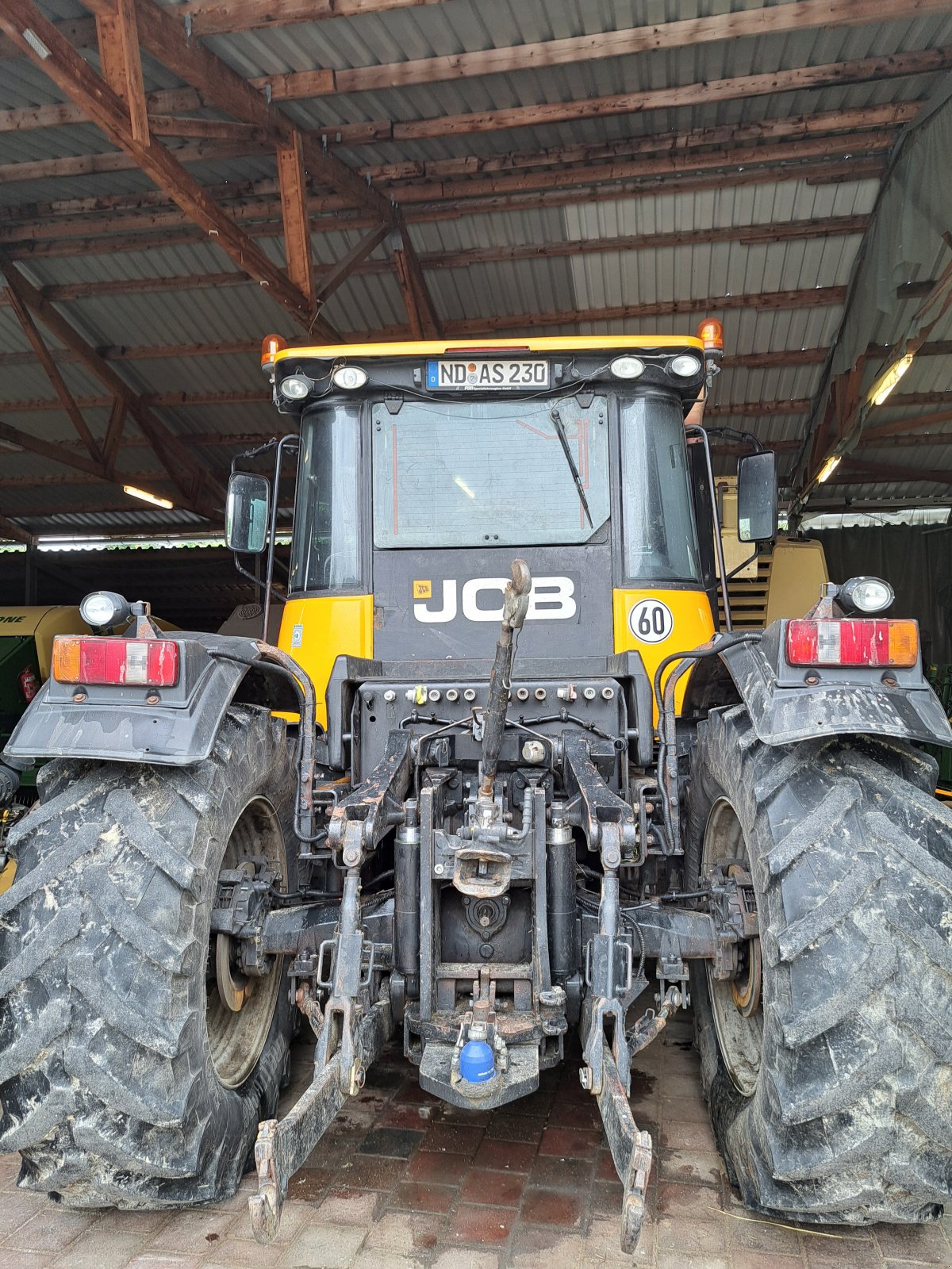 Traktor van het type JCB Fastrac 3230, Gebrauchtmaschine in Burgheim (Foto 4)