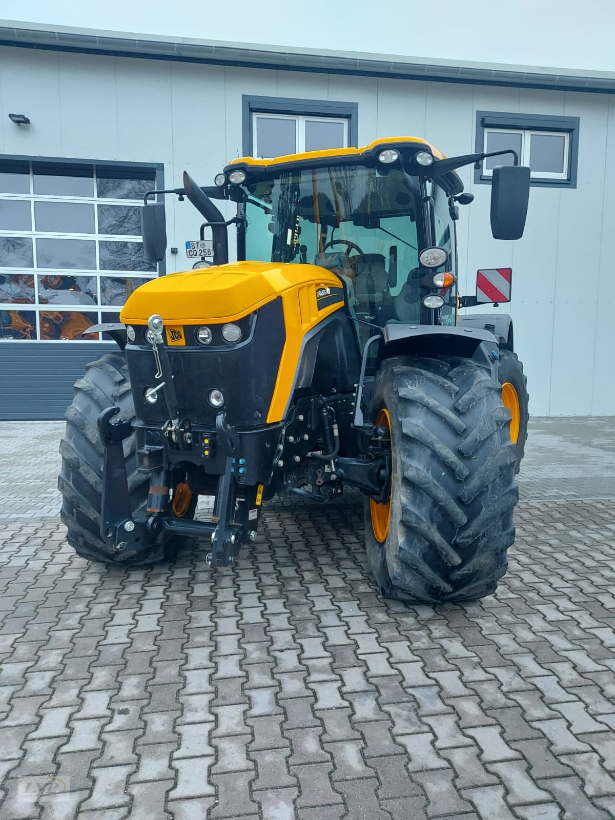 Traktor za tip JCB Fastrac 4160 Serie II, Gebrauchtmaschine u Pegnitz (Slika 2)