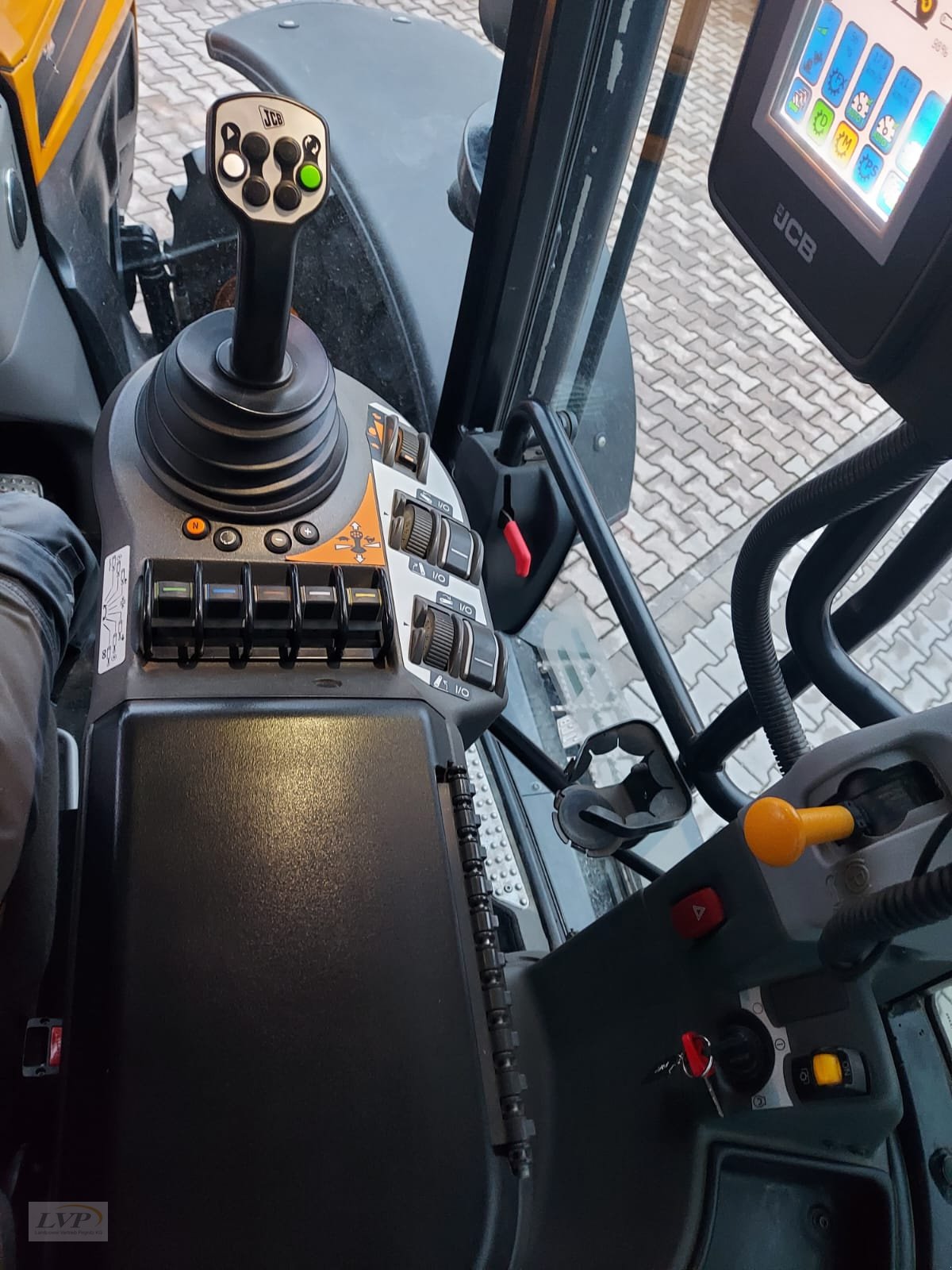 Traktor za tip JCB Fastrac 4160 Serie II, Gebrauchtmaschine u Pegnitz (Slika 12)