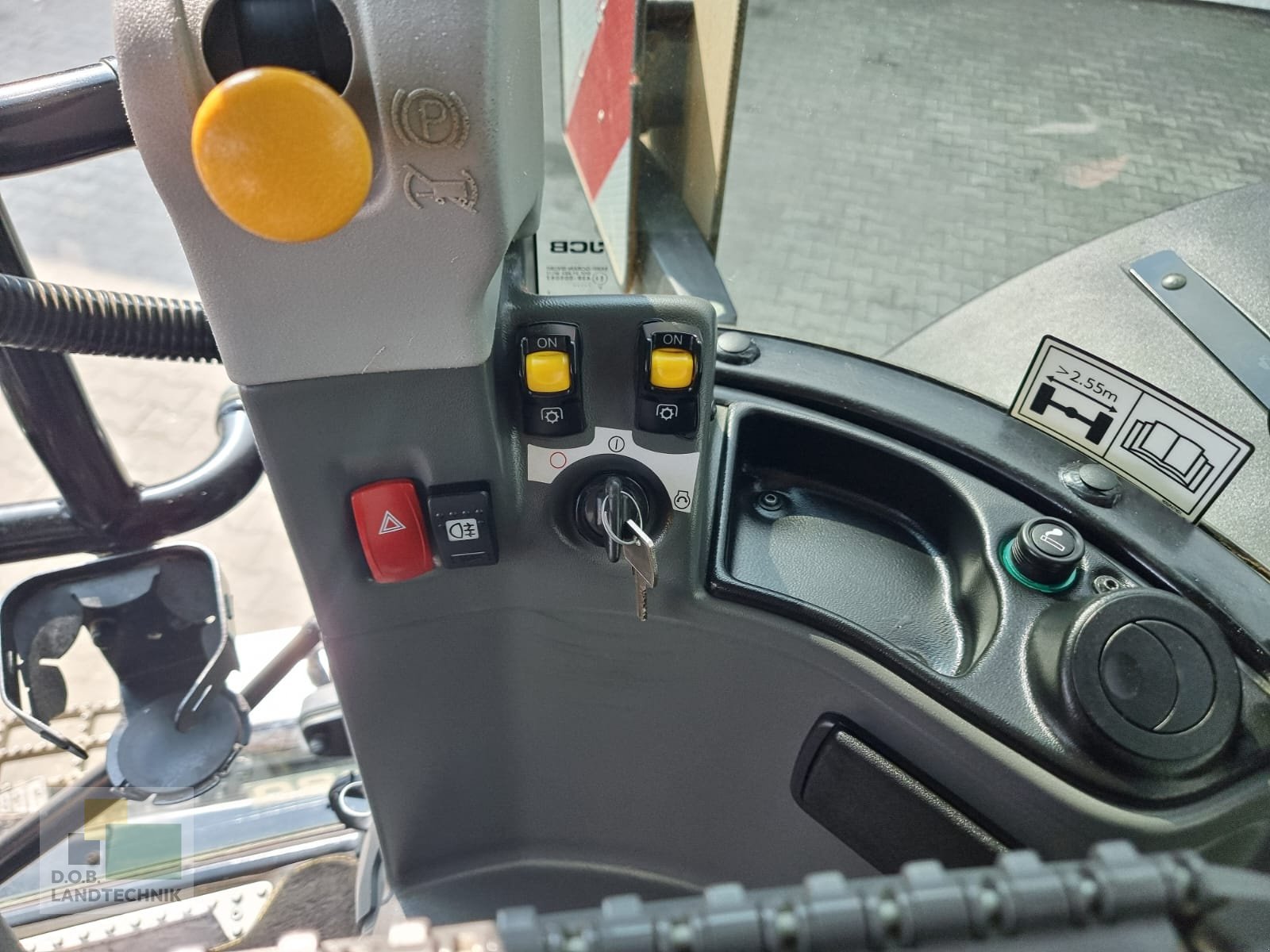 Traktor Türe ait JCB Fastrac 4220 70 KMH, Gebrauchtmaschine içinde Regensburg (resim 17)