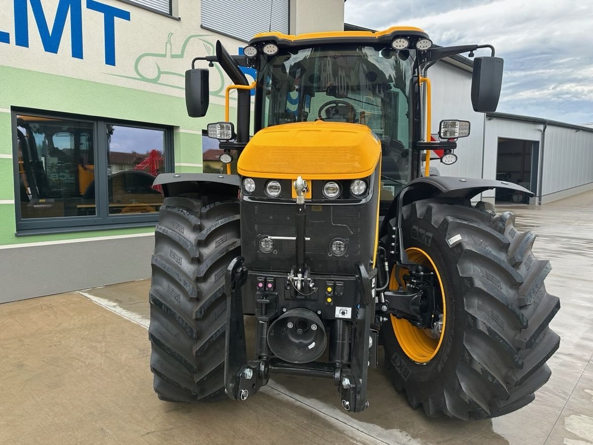 Traktor of the type JCB Fastrac 4220 iCON Miettraktor, Gebrauchtmaschine in Hürm (Picture 2)