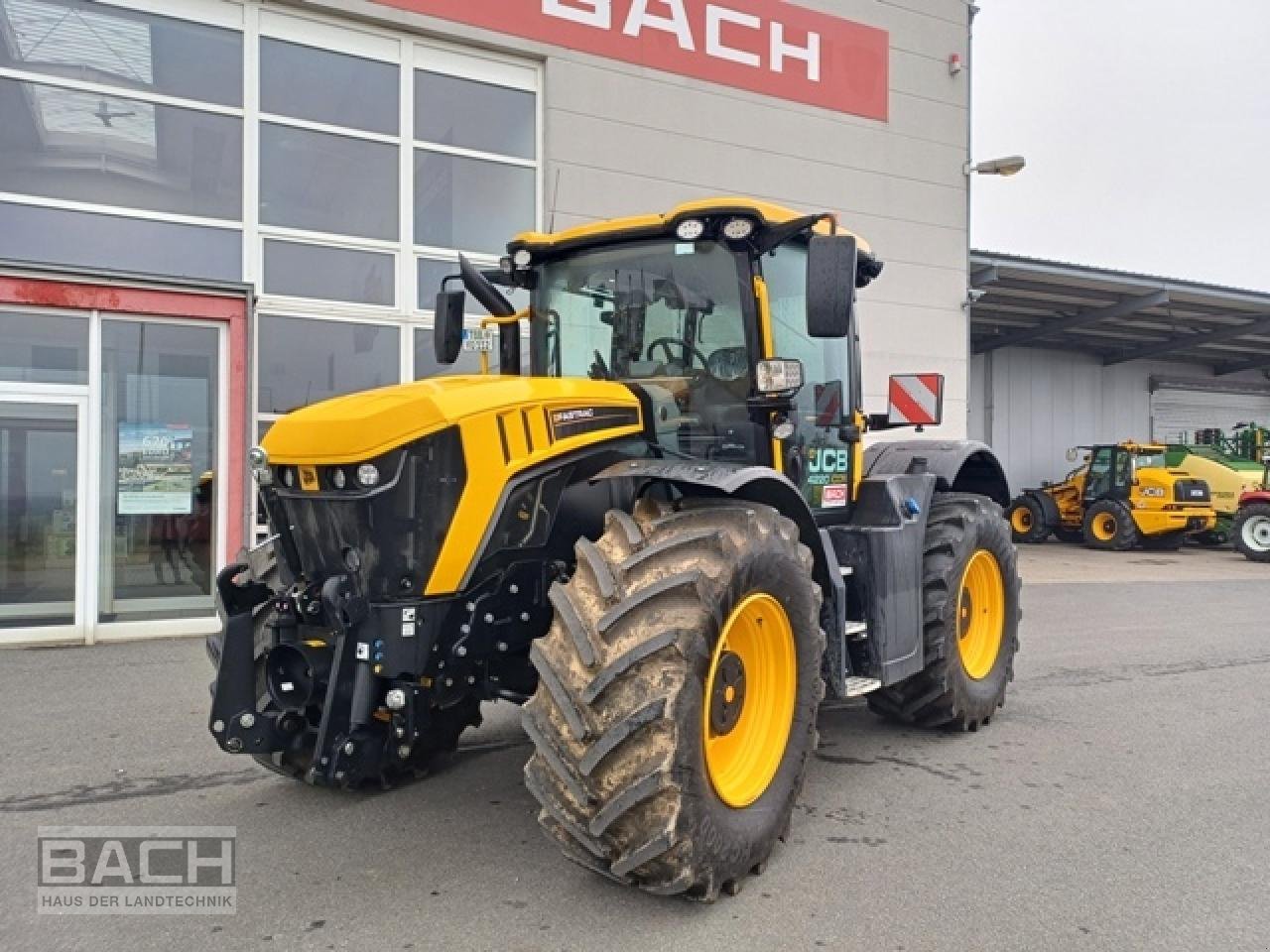 Traktor du type JCB FASTRAC 4220 ICON, Gebrauchtmaschine en Boxberg-Seehof (Photo 1)