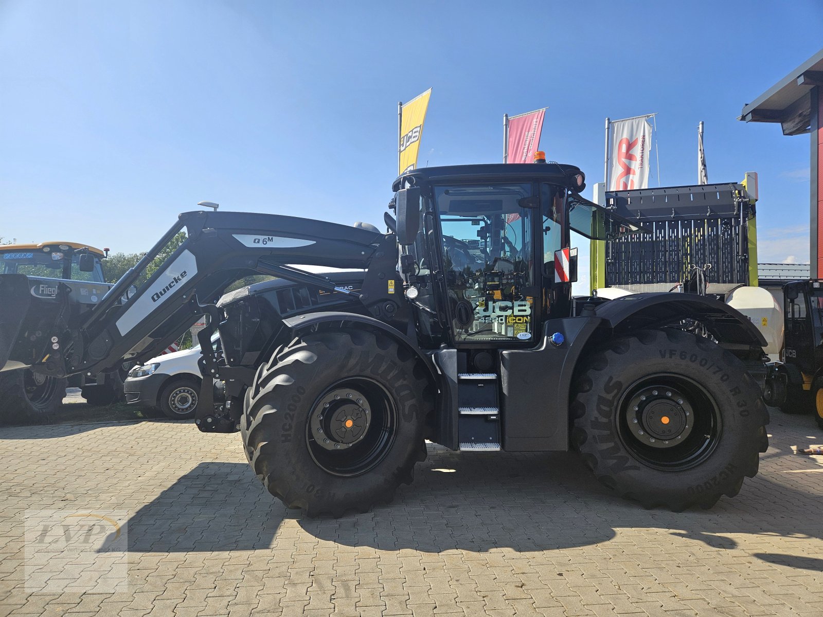 Traktor typu JCB Fastrac 4220 ICON, Neumaschine v Hohenau (Obrázek 3)