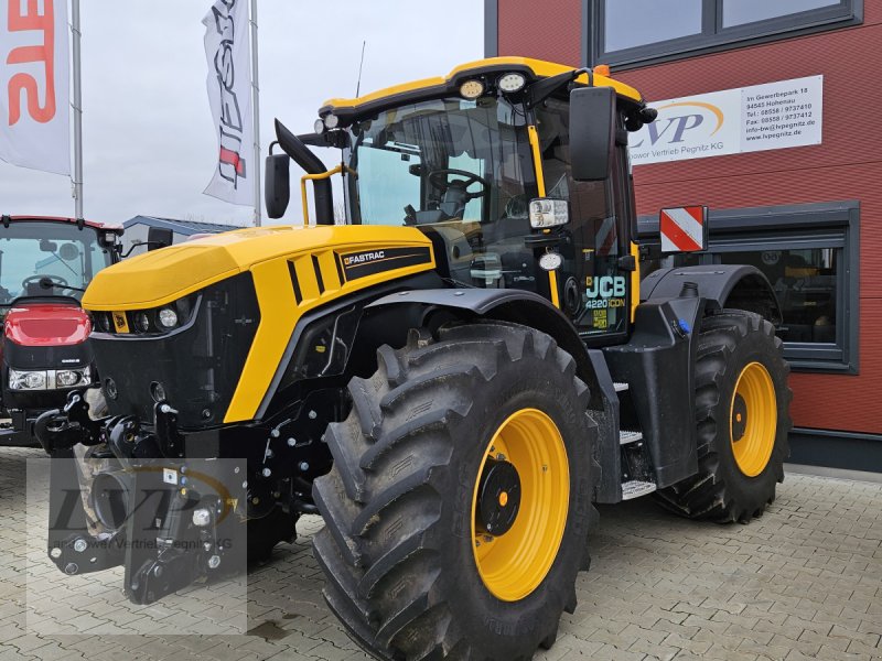 Traktor of the type JCB Fastrac 4220 ICON, Gebrauchtmaschine in Hohenau (Picture 1)