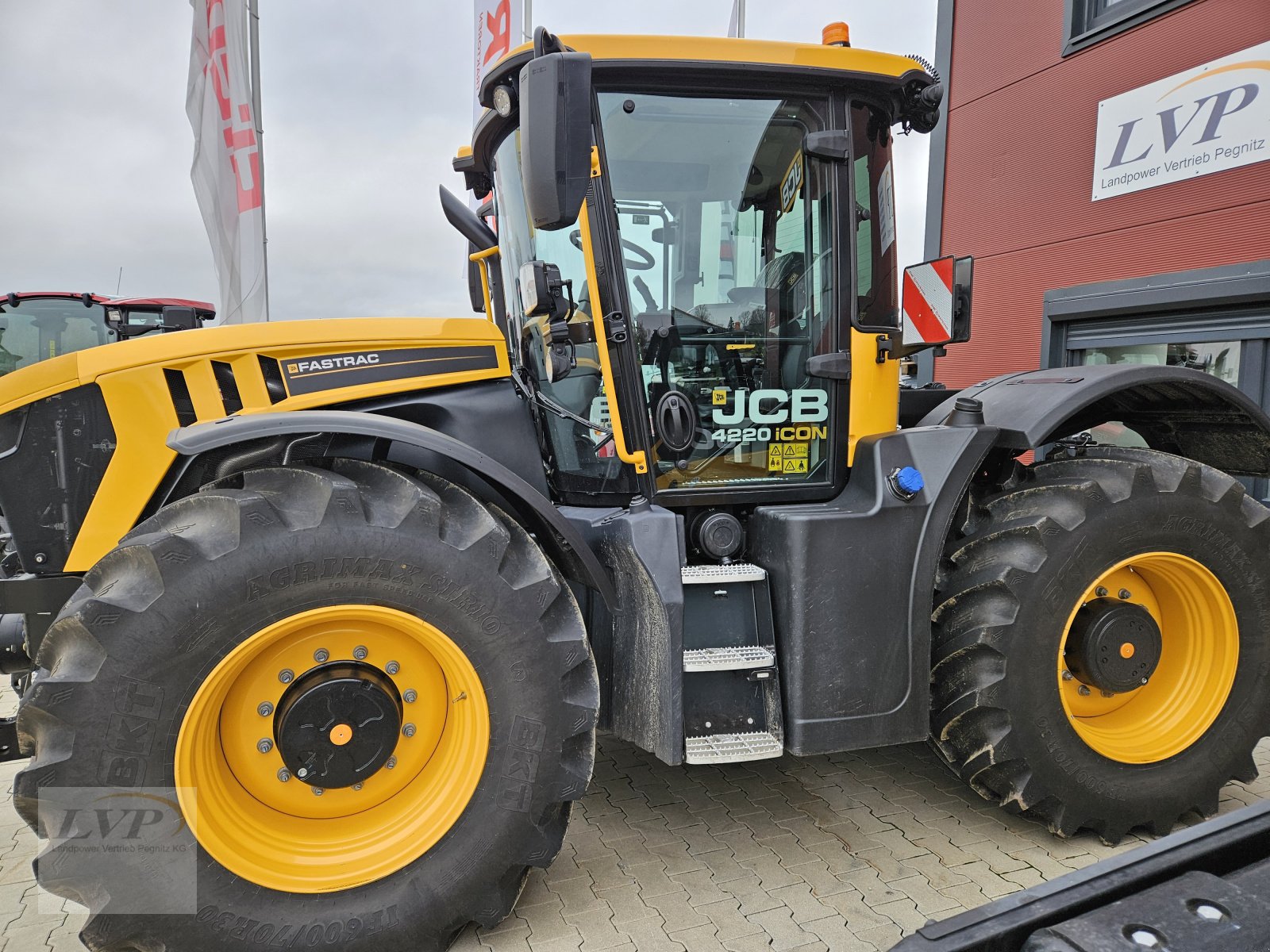 Traktor typu JCB Fastrac 4220 ICON, Gebrauchtmaschine w Hohenau (Zdjęcie 7)