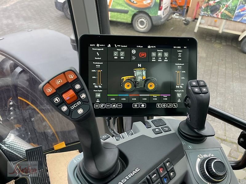 Traktor typu JCB Fastrac 4220 iCon, Vorführmaschine v Runkel-Ennerich (Obrázok 4)