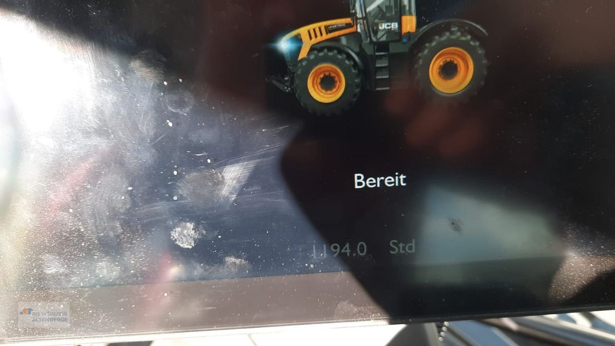 Traktor tip JCB Fastrac 4220 iCON, Vorführmaschine in Altenberge (Poză 8)