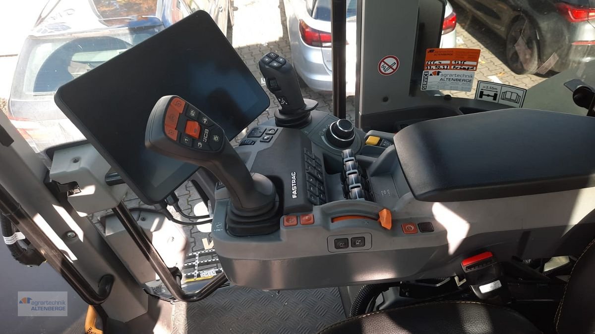 Traktor typu JCB Fastrac 4220 iCON, Vorführmaschine w Altenberge (Zdjęcie 6)