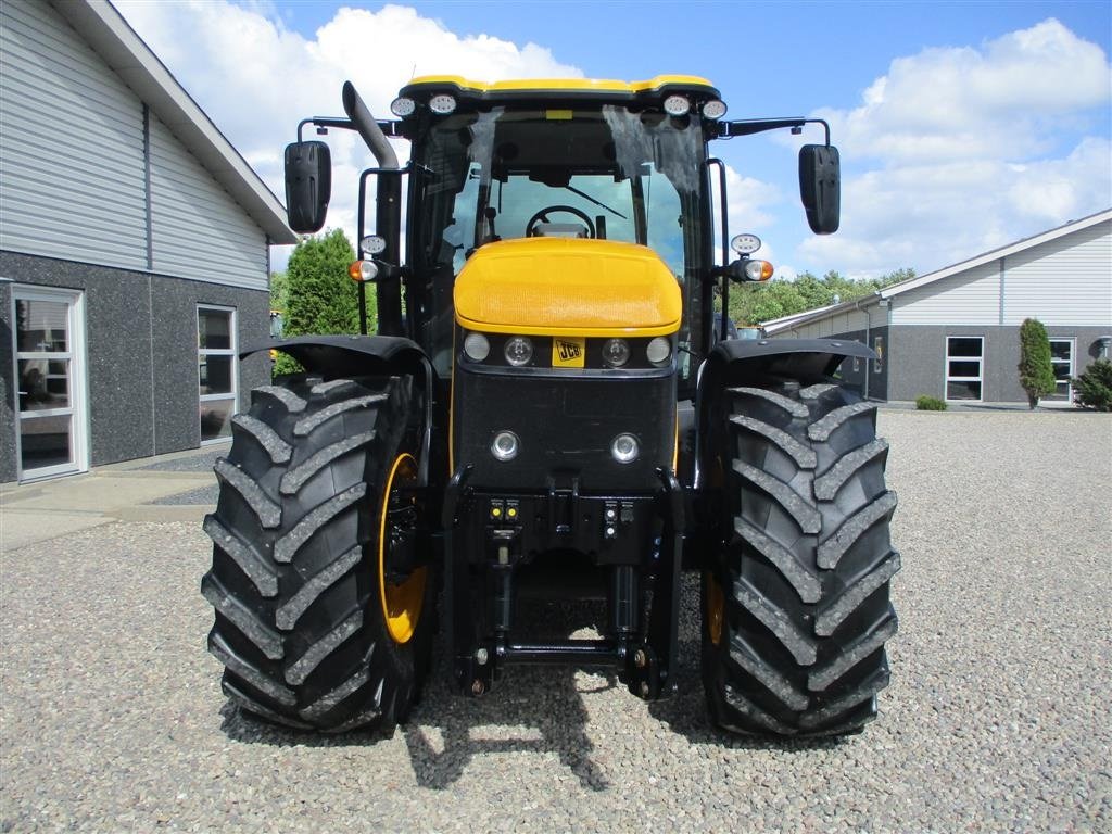 Traktor tipa JCB Fastrac 4220 med frontlift og fuld affjerdring, Gebrauchtmaschine u Lintrup (Slika 6)