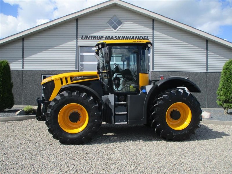 Traktor of the type JCB Fastrac 4220 med frontlift og fuld affjerdring, Gebrauchtmaschine in Lintrup (Picture 1)