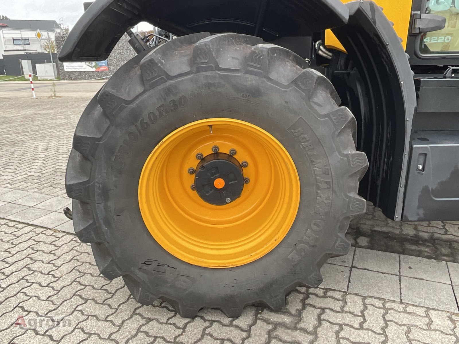 Traktor za tip JCB Fastrac 4220 mit Lenksystem RTK, Gebrauchtmaschine u Harthausen (Slika 4)