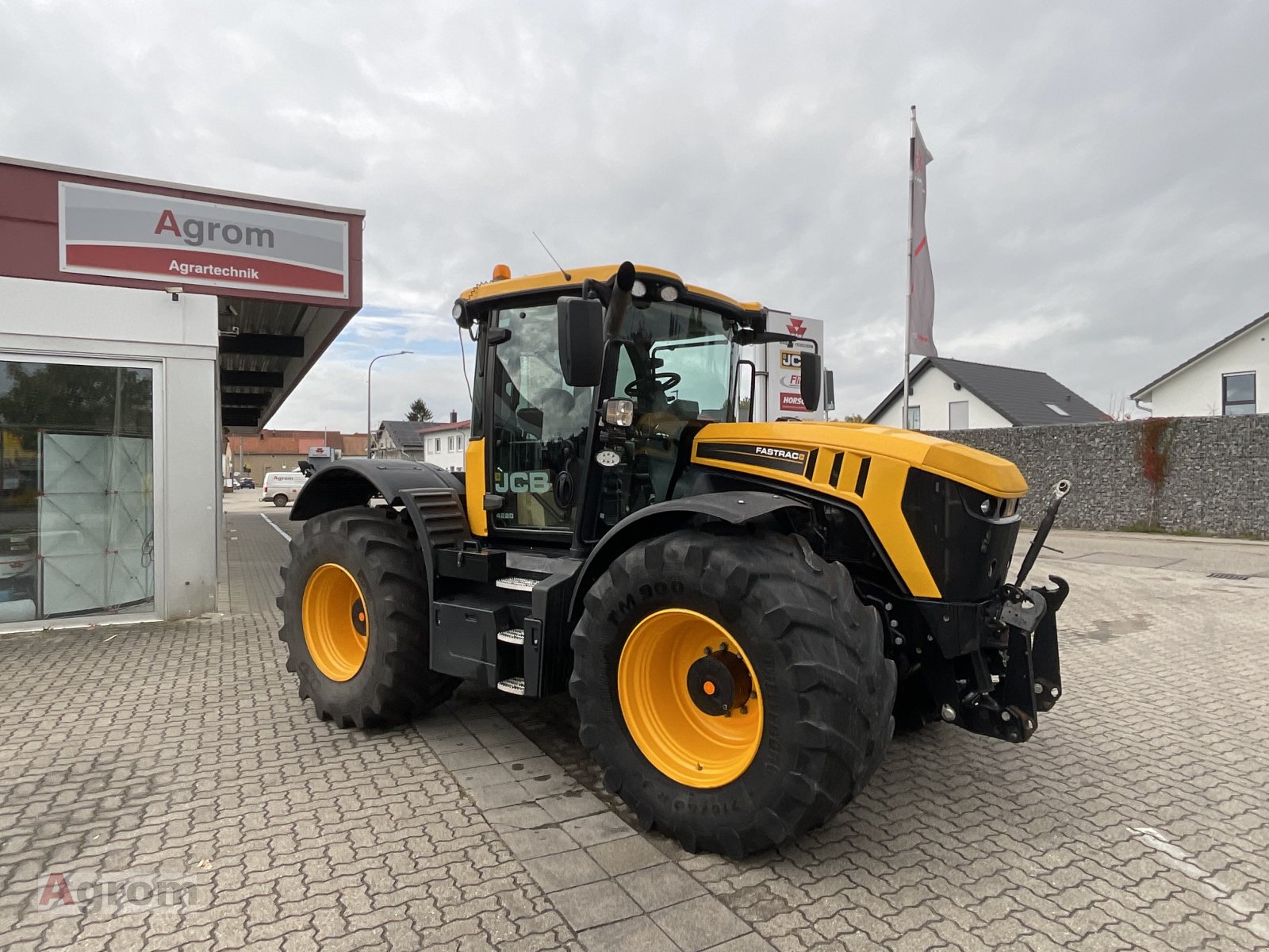 Traktor Türe ait JCB Fastrac 4220 mit Lenksystem RTK, Gebrauchtmaschine içinde Harthausen (resim 16)