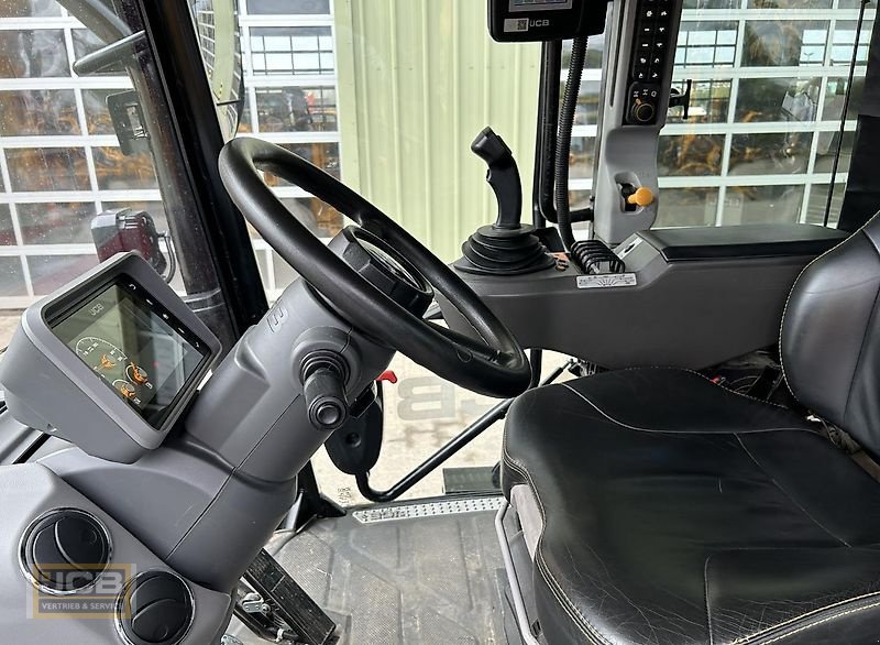 Traktor del tipo JCB Fastrac 4220 ProLine in Vollaustattung mit John Deere Auto Trac, Gebrauchtmaschine en Frechen (Imagen 9)