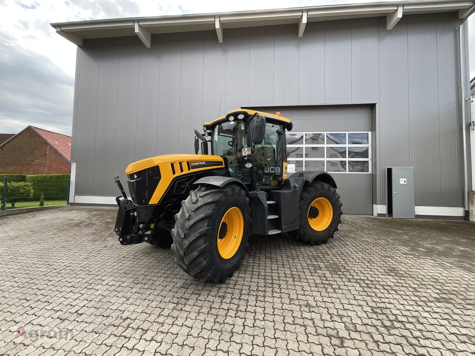 Traktor του τύπου JCB Fastrac 4220, Gebrauchtmaschine σε Eppingen (Φωτογραφία 1)