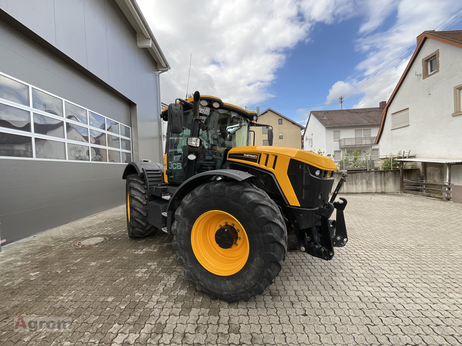 Traktor typu JCB Fastrac 4220, Gebrauchtmaschine w Eppingen (Zdjęcie 8)