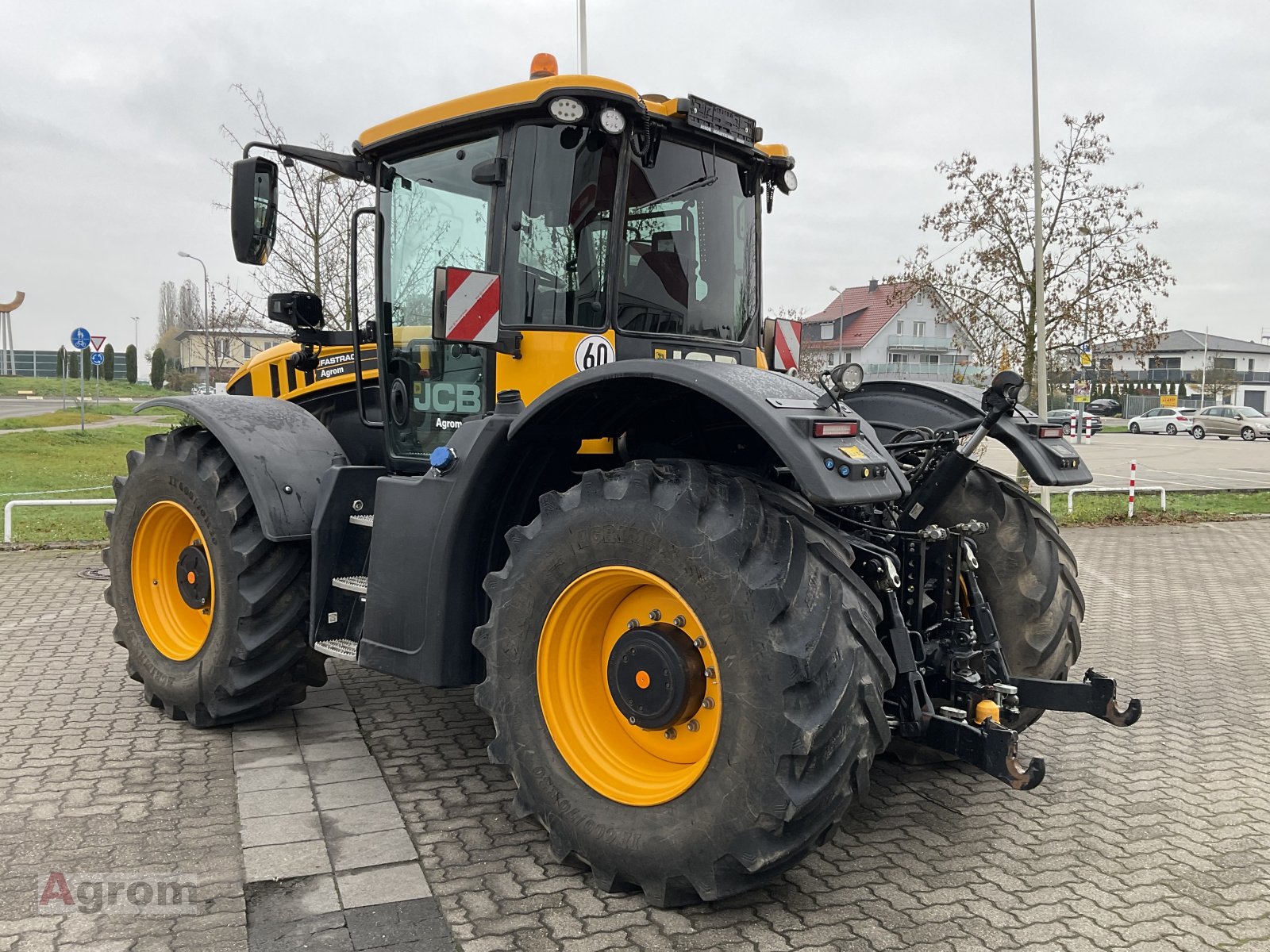 Traktor tip JCB Fastrac 4220, Gebrauchtmaschine in Harthausen (Poză 4)