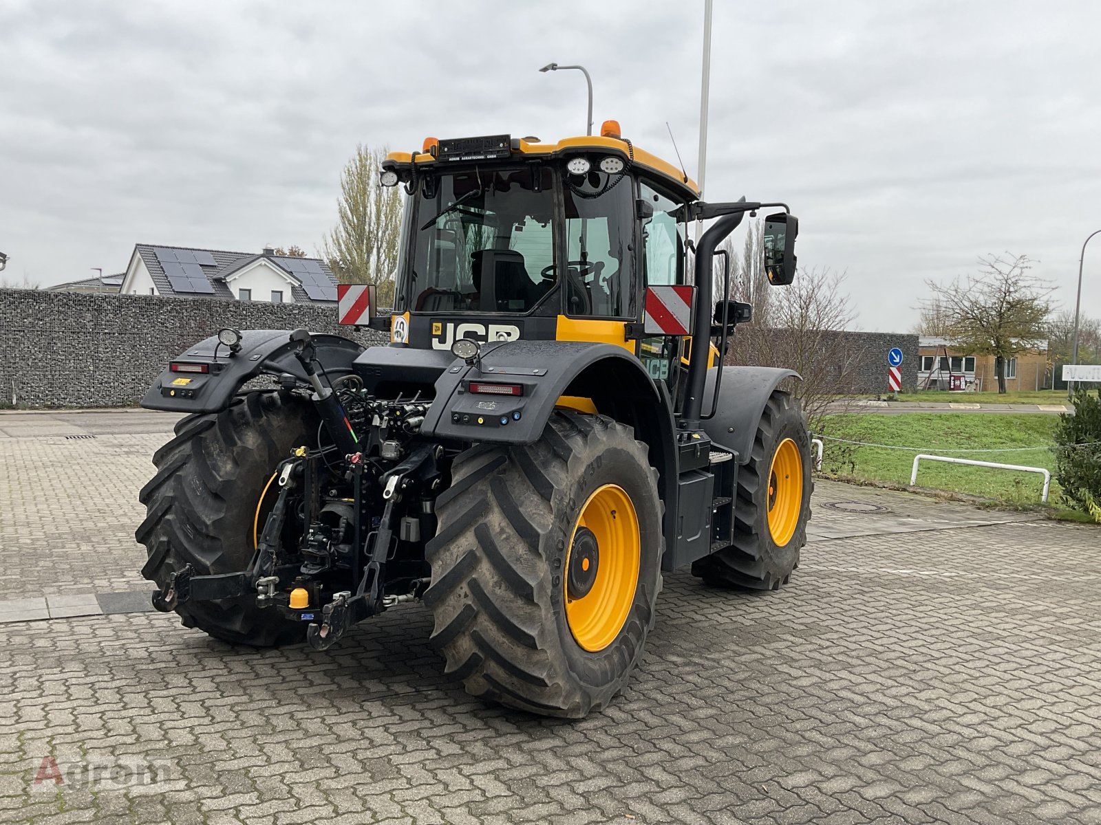 Traktor tip JCB Fastrac 4220, Gebrauchtmaschine in Harthausen (Poză 7)