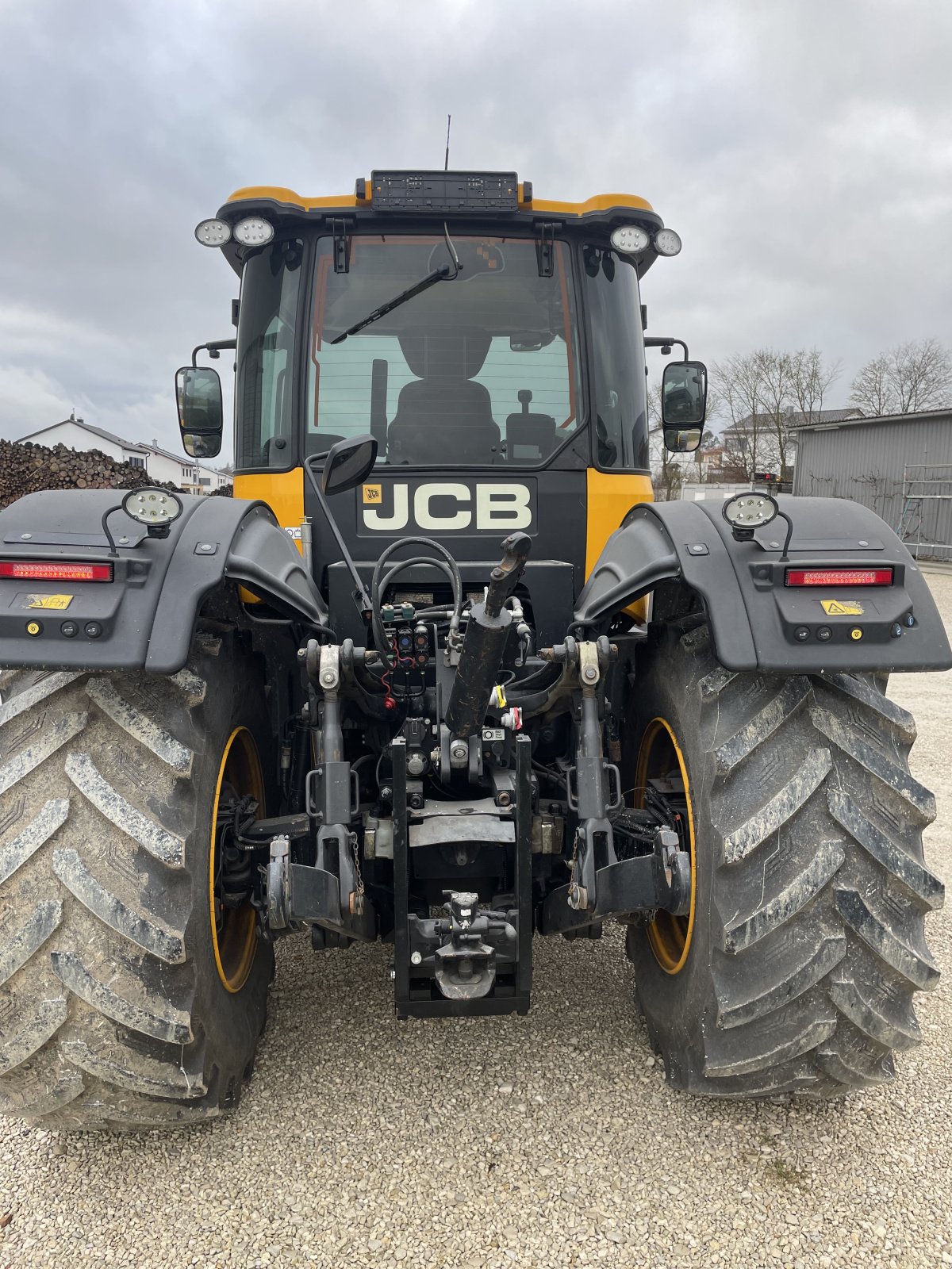 Traktor des Typs JCB Fastrac 4220, Gebrauchtmaschine in Seubersdorf (Bild 3)