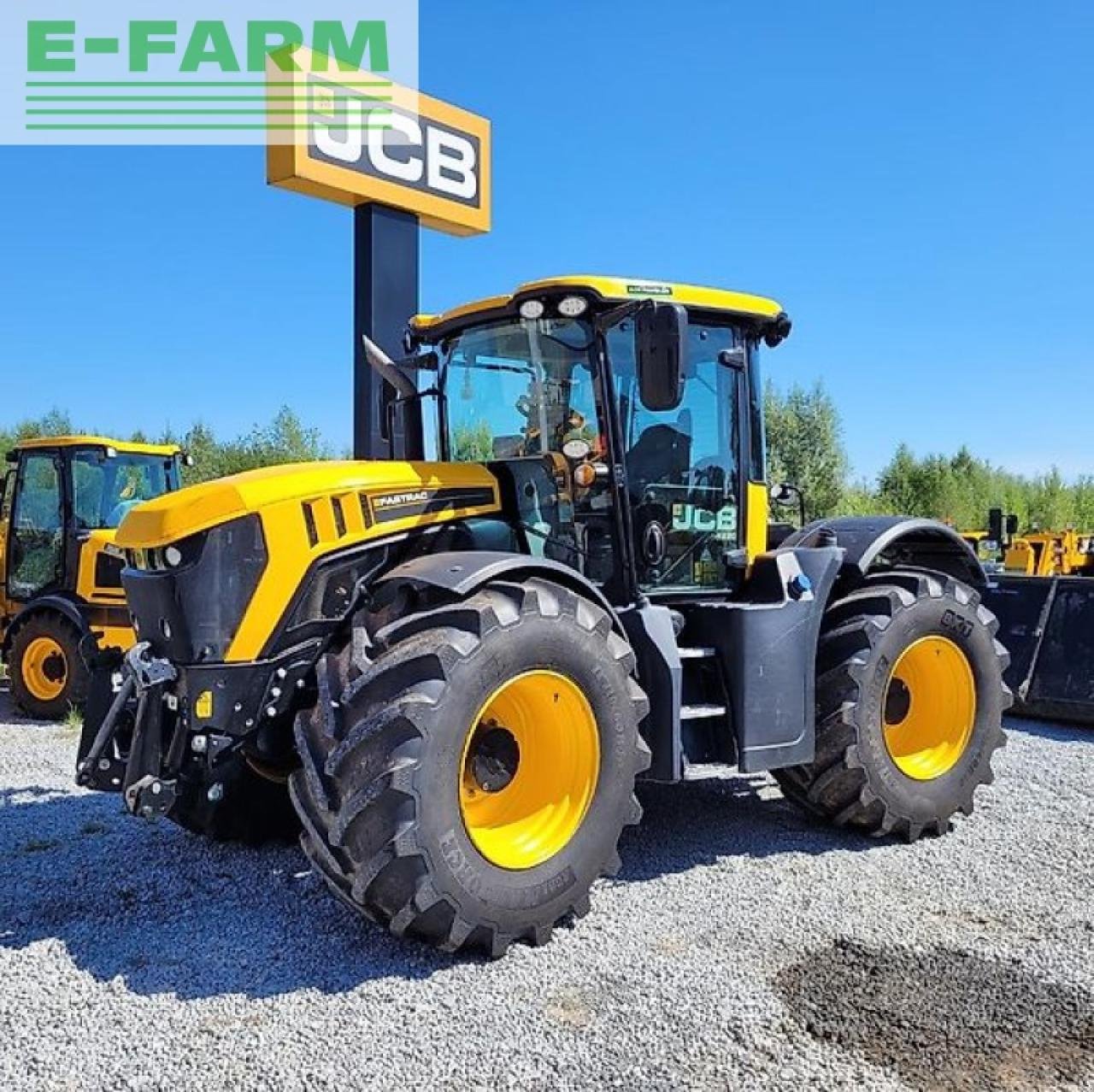 Traktor typu JCB fastrac 4220, Gebrauchtmaschine w SKARBIMIERZ – OSIEDLE (Zdjęcie 3)