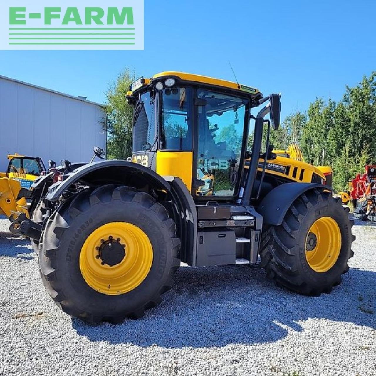 Traktor typu JCB fastrac 4220, Gebrauchtmaschine w SKARBIMIERZ – OSIEDLE (Zdjęcie 7)