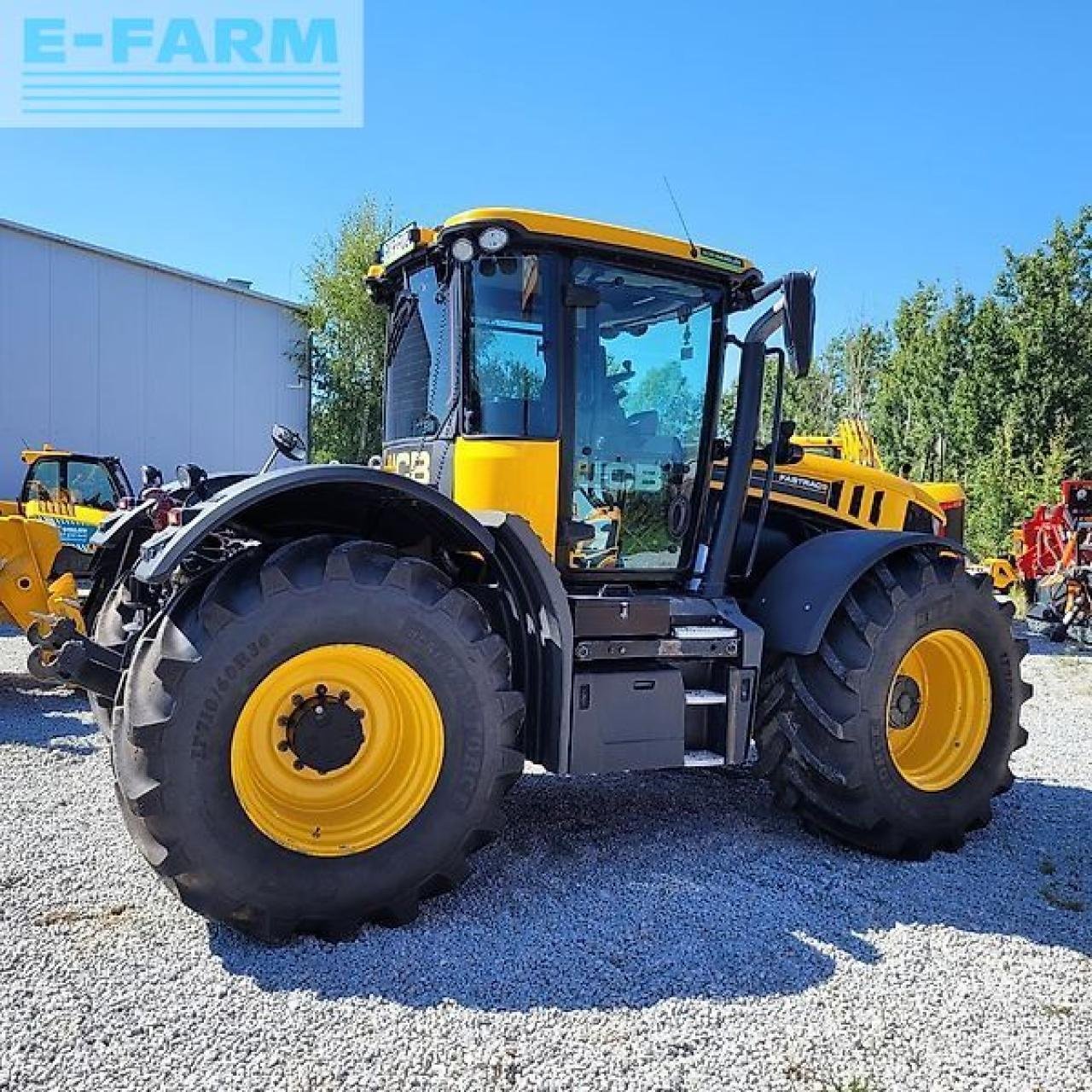 Traktor typu JCB fastrac 4220, Gebrauchtmaschine w SKARBIMIERZ – OSIEDLE (Zdjęcie 7)