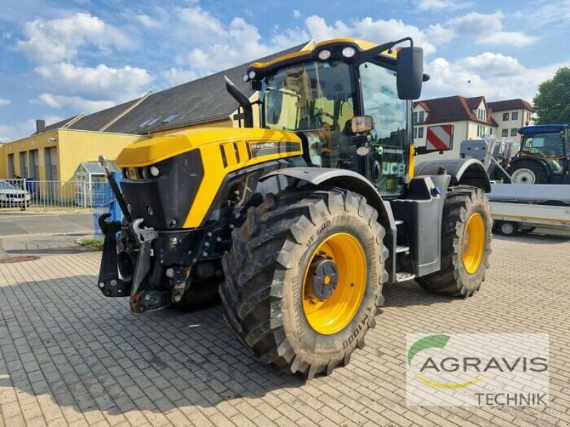 Traktor of the type JCB FASTRAC 4220, Gebrauchtmaschine in Grimma (Picture 1)